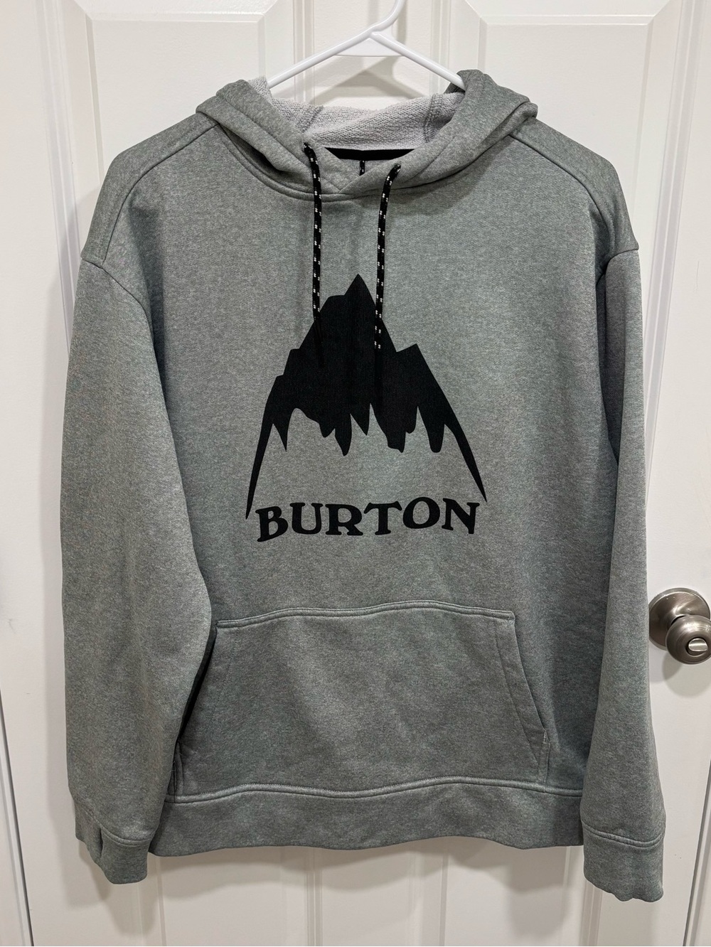 Burton Grey Black Classic Pullover Sweatshirt Hoodie Mens U.S. Small